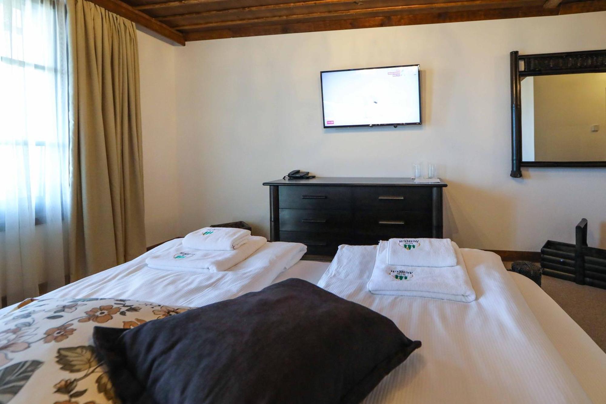 Hotel Lesjten Rum bild